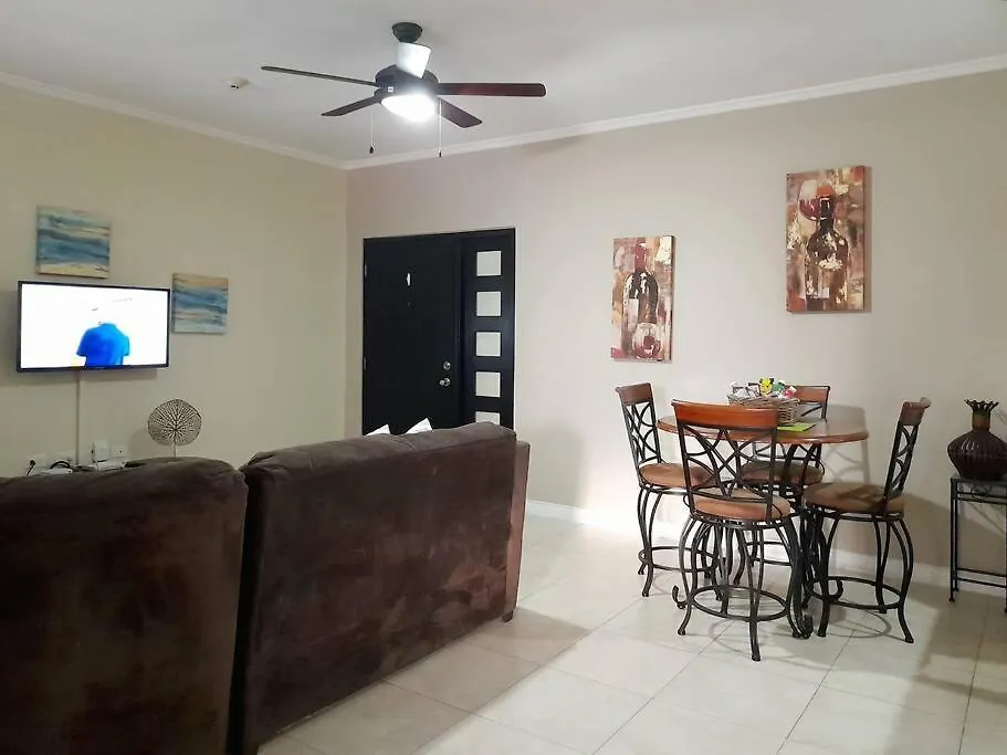 Choose To Be Happy At Brompton Estates - One And Two Bedroom With Pool Kingston Apartment